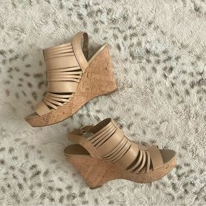 Beautiful and worn 1 time. Franco Sarto leather upper!